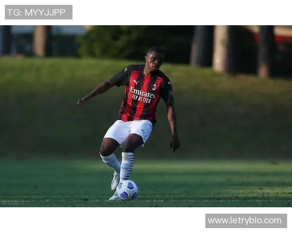 卡卢卢：斯帕莱蒂要求很高；咱们能够随时切换三后卫或四后卫